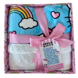 NEW Hello Kitty 'Rainbows and Hearts' Sherpa Throw in Gift Box